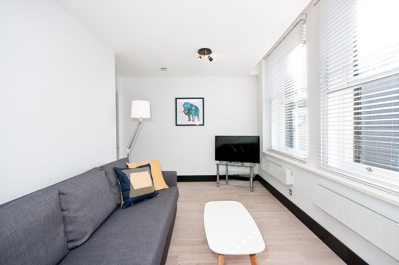 Heinze Flat 402 - One Bedroom Fourth Floor Flat By City Living ロンドン エクステリア 写真